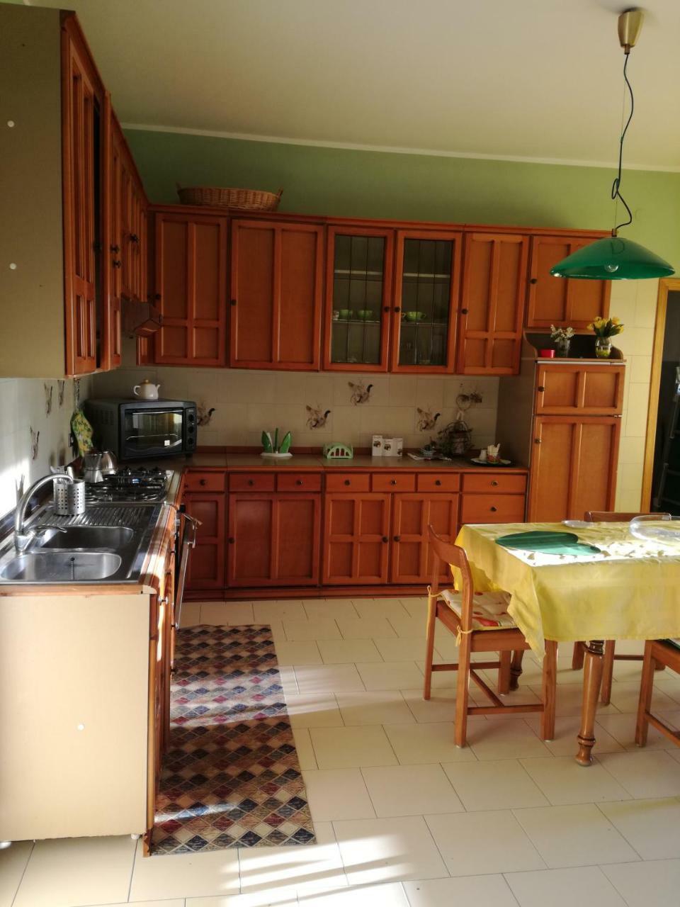Appartamento In Villa Virginia Fino A 10 Ospiti มอนดราโกเน ภายนอก รูปภาพ