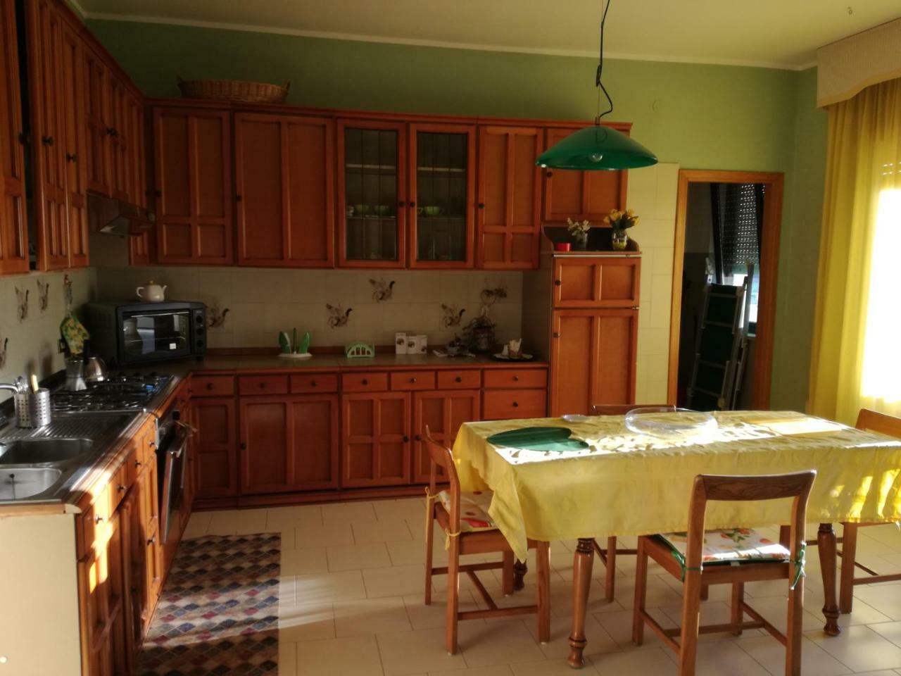 Appartamento In Villa Virginia Fino A 10 Ospiti มอนดราโกเน ภายนอก รูปภาพ